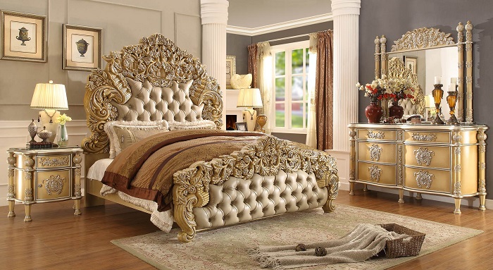 nhà phong cách cổ điển